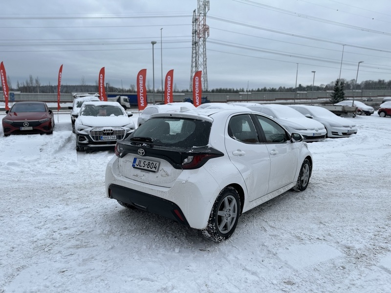 Toyota Yaris vaihtoauto