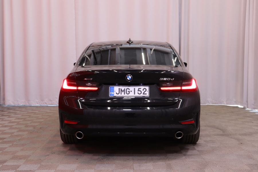 BMW 320 vaihtoauto