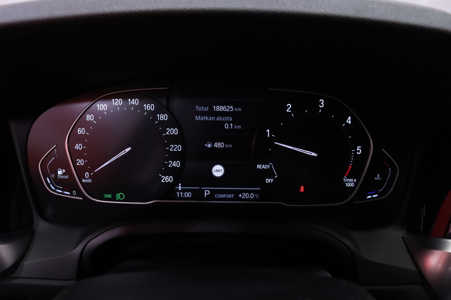 BMW 320 vaihtoauto