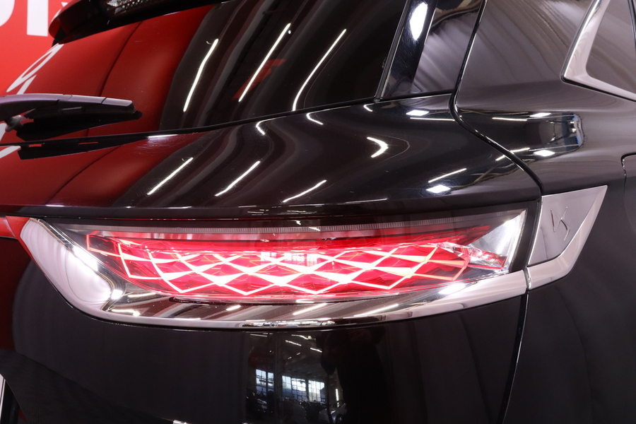 DS 7 Crossback vaihtoauto