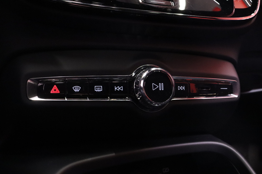 Volvo C40 vaihtoauto