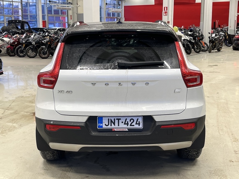 Volvo XC40 vaihtoauto