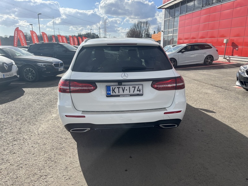 Mercedes-Benz E vaihtoauto