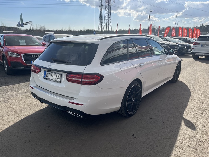 Mercedes-Benz E vaihtoauto