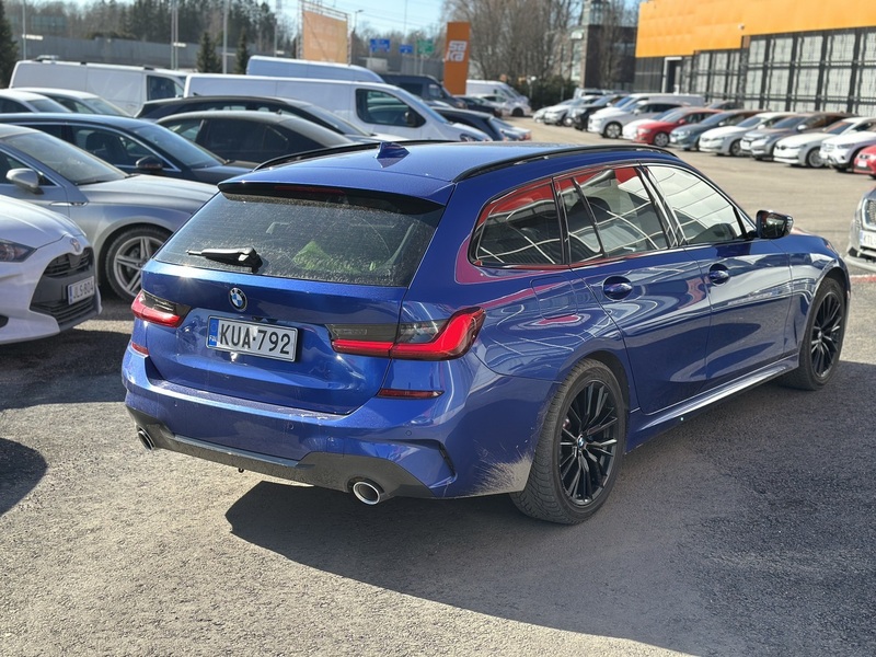 BMW 330 vaihtoauto