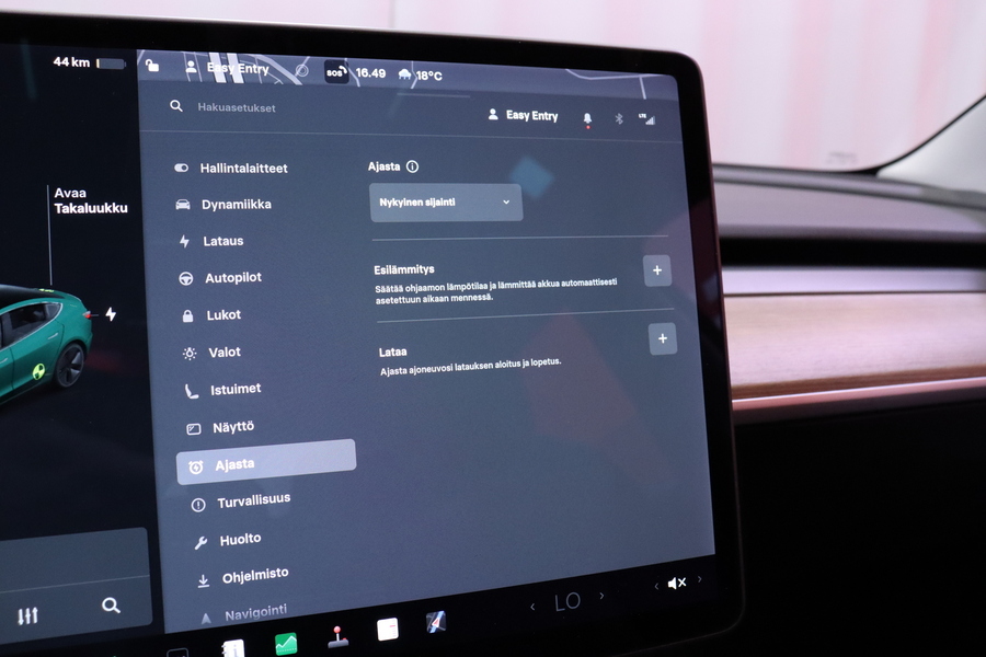 Tesla Model 3 vaihtoauto