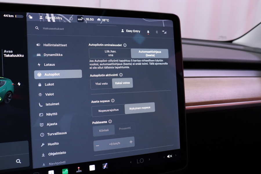 Tesla Model 3 vaihtoauto