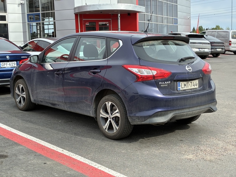Nissan Pulsar vaihtoauto