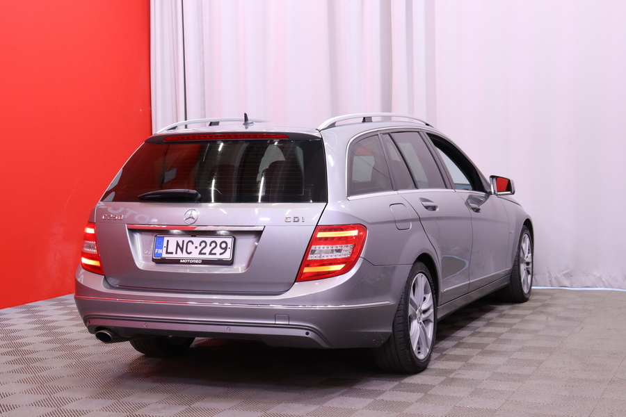 Mercedes-Benz C vaihtoauto