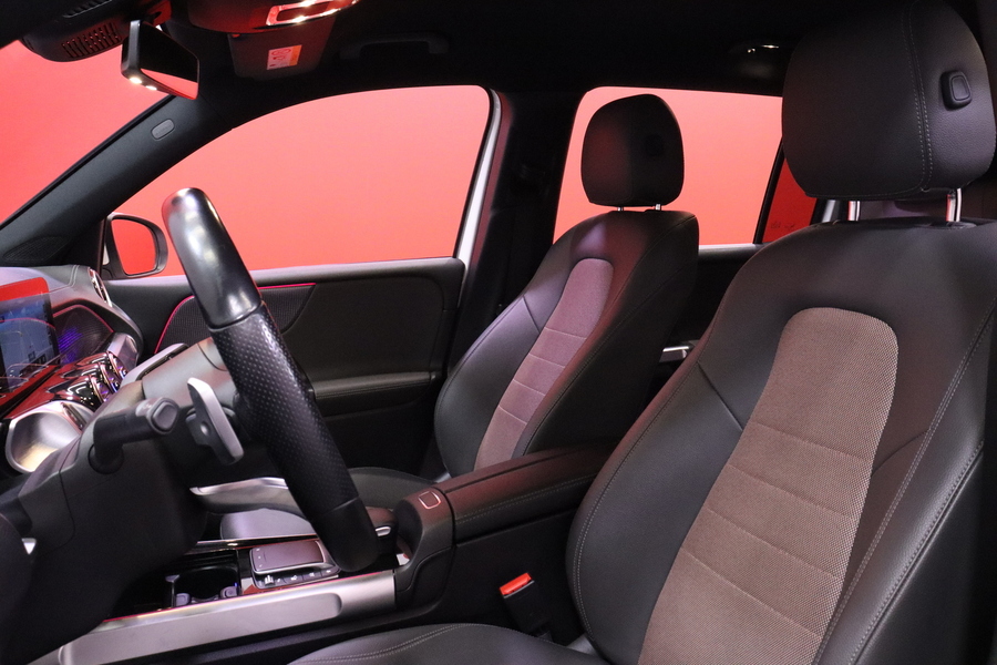 Mercedes-Benz EQB vaihtoauto