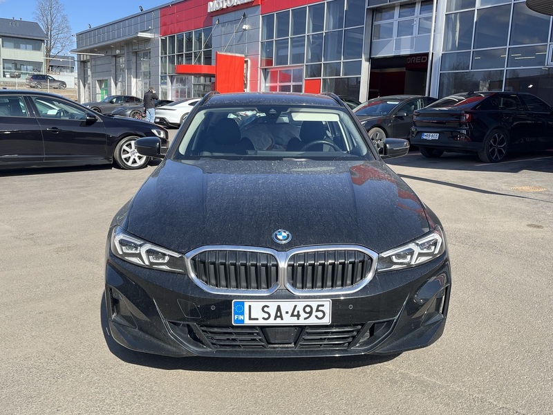 BMW 330 vaihtoauto