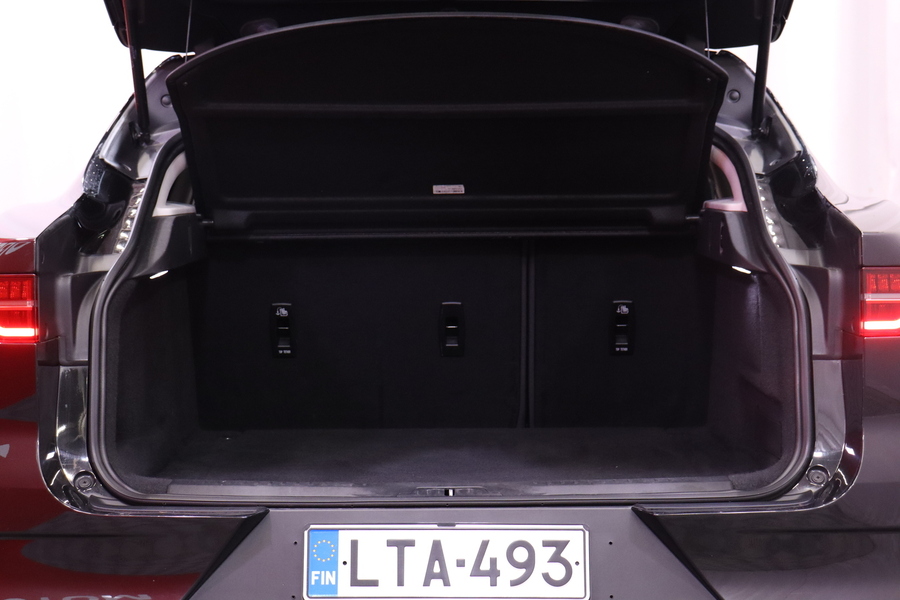 Jaguar I-PACE vaihtoauto