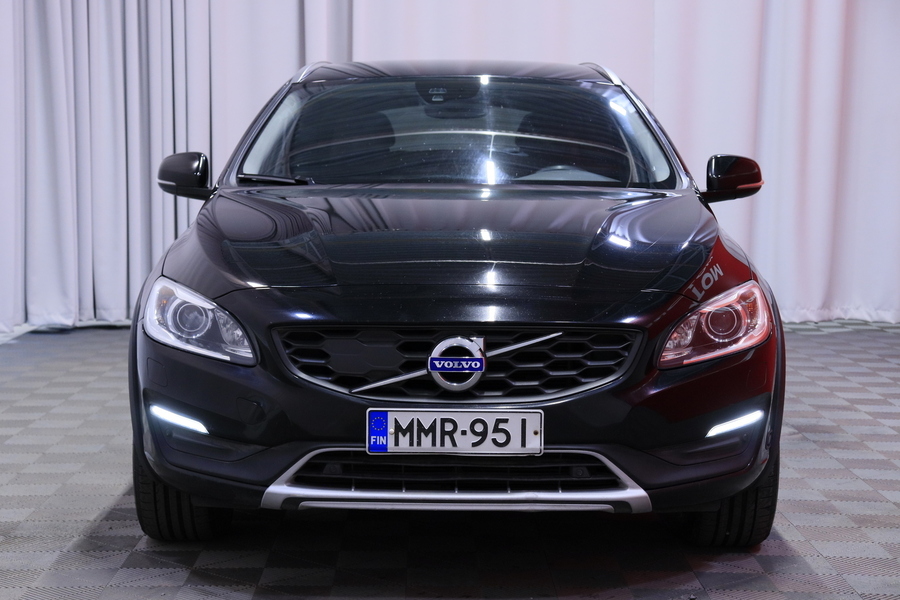 Volvo V60 Cross Country vaihtoauto