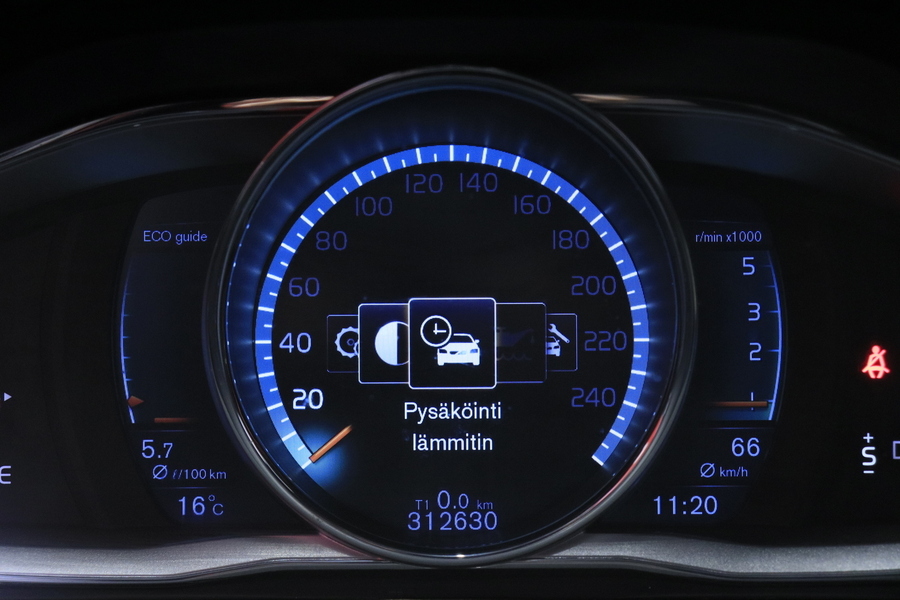 Volvo V60 Cross Country vaihtoauto