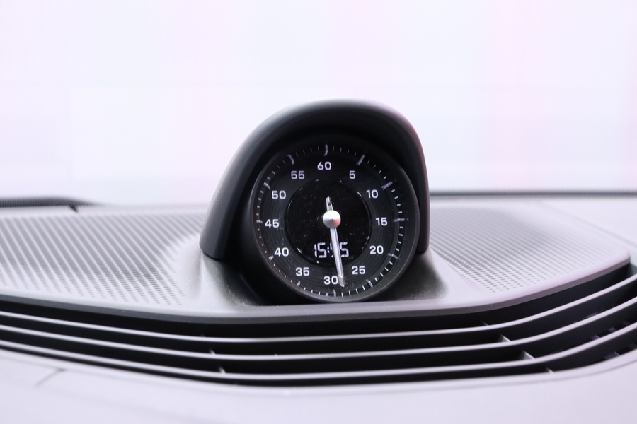 Porsche Taycan vaihtoauto