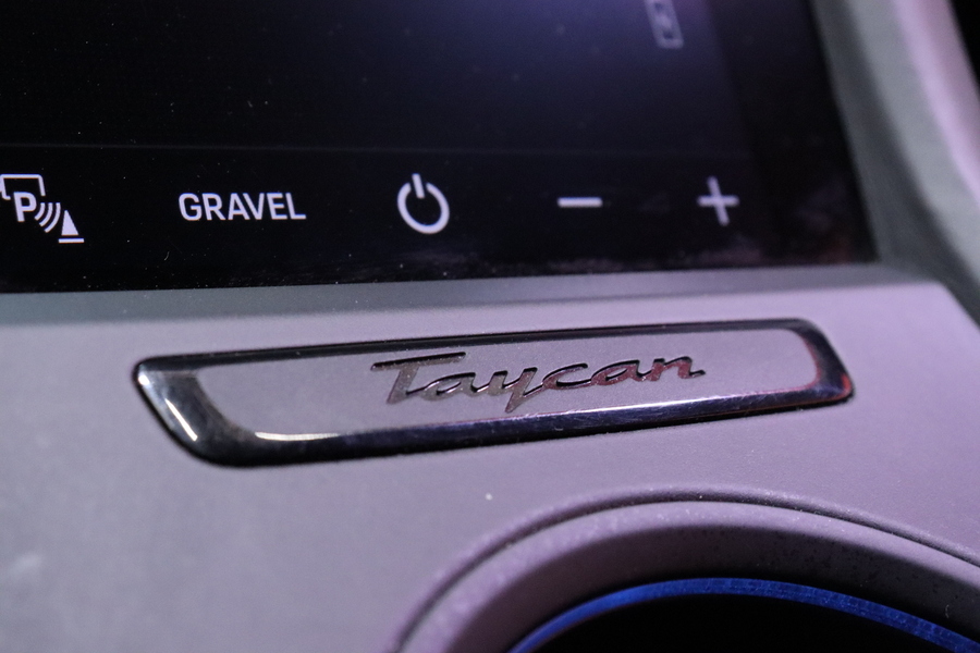 Porsche Taycan vaihtoauto