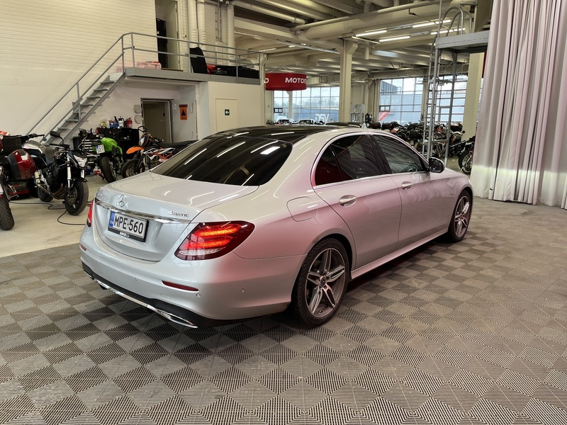 Mercedes-Benz E vaihtoauto