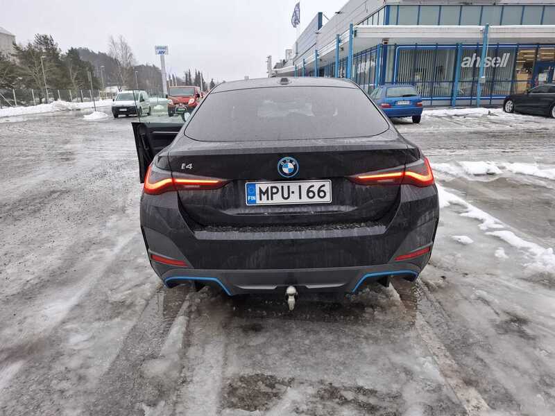 BMW i4 vaihtoauto