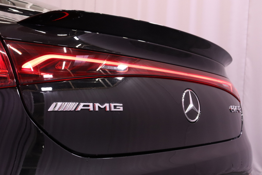 Mercedes-Benz EQE vaihtoauto