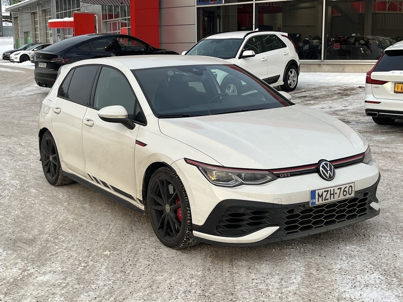 Volkswagen Golf vaihtoauto