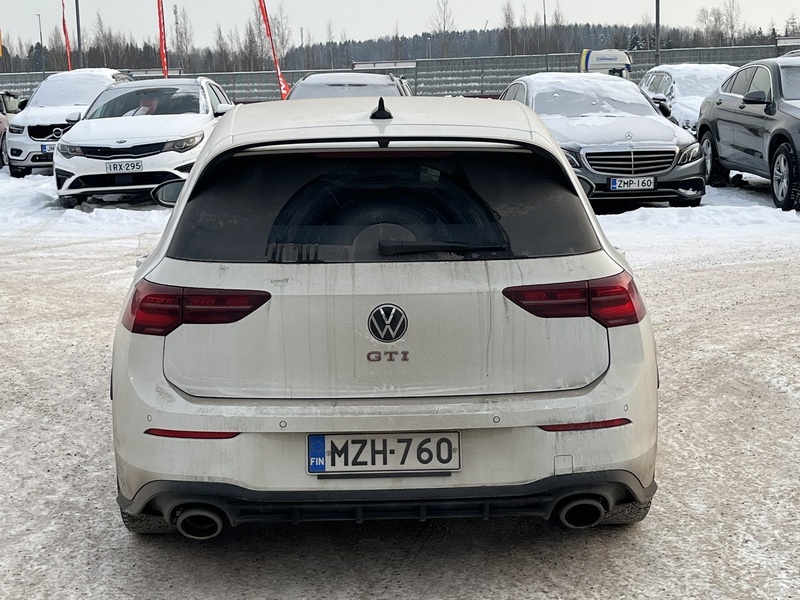 Volkswagen Golf vaihtoauto