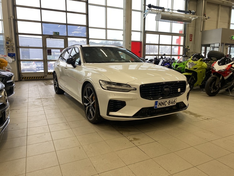 Volvo V60 vaihtoauto