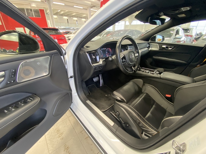 Volvo V60 vaihtoauto