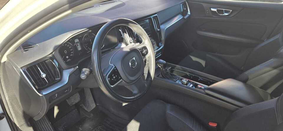 Volvo V60 Cross Country vaihtoauto