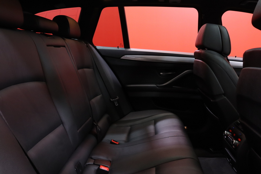 BMW M550d vaihtoauto