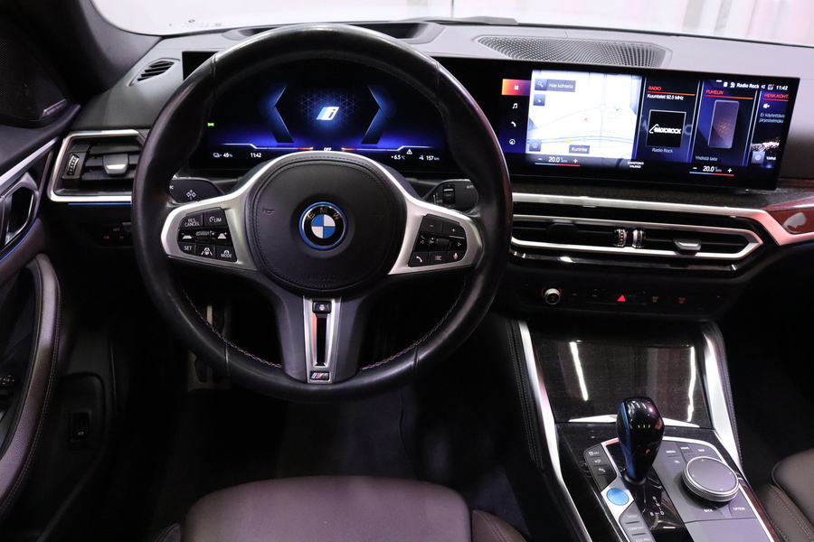 BMW i4 M50 vaihtoauto
