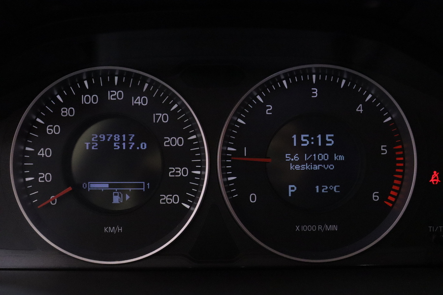 Volvo V70 vaihtoauto