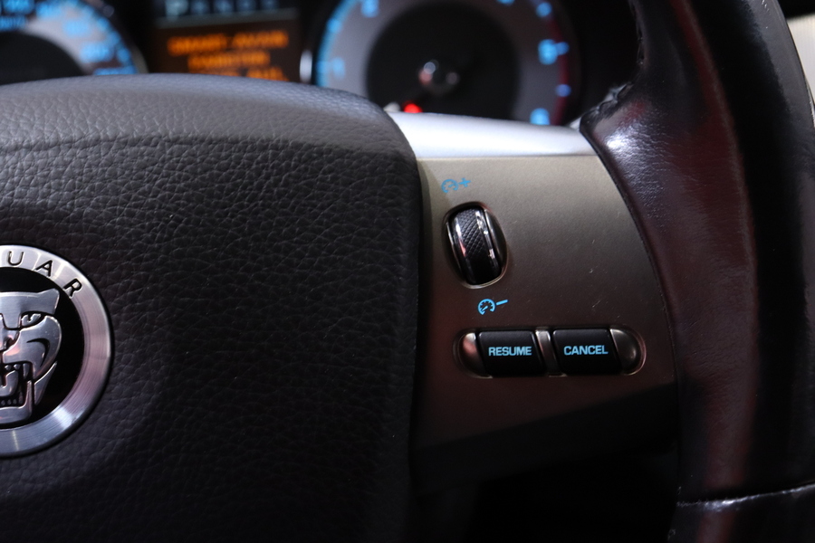 Jaguar XF vaihtoauto