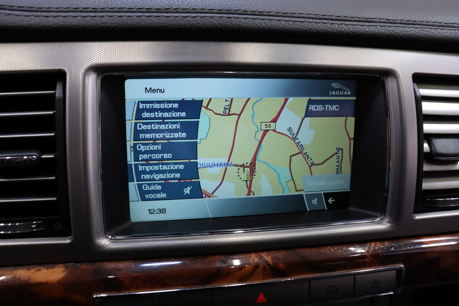Jaguar XF vaihtoauto