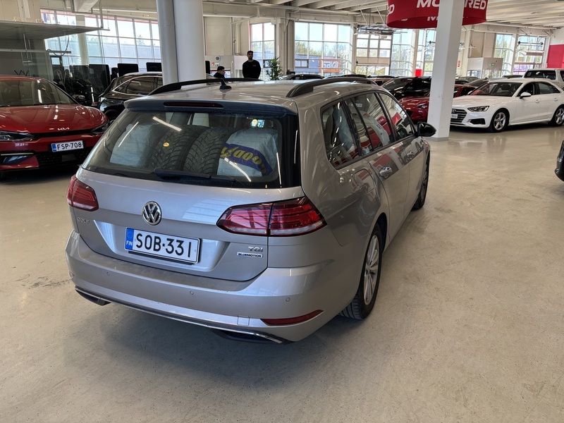 Volkswagen Golf vaihtoauto