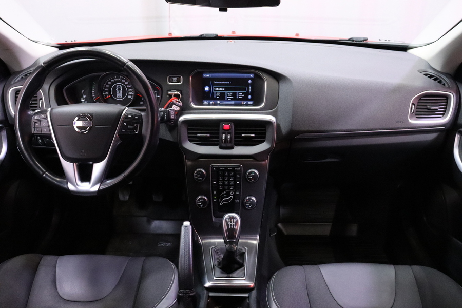 Volvo V40 vaihtoauto