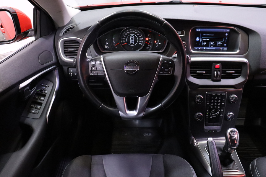 Volvo V40 vaihtoauto