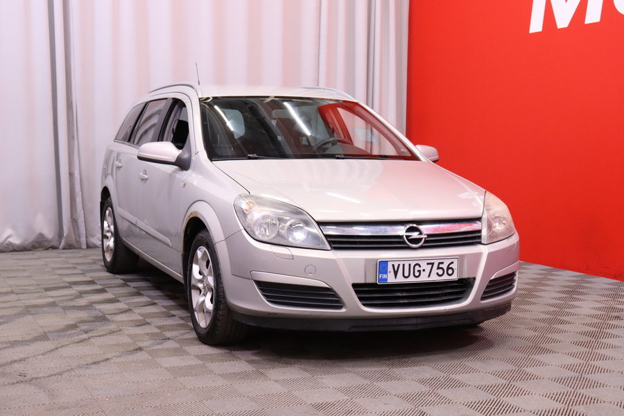 Opel Astra vaihtoauto