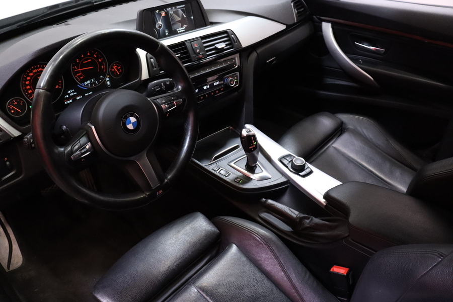 BMW 320 vaihtoauto
