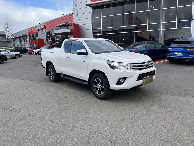 Toyota Hilux vaihtoauto