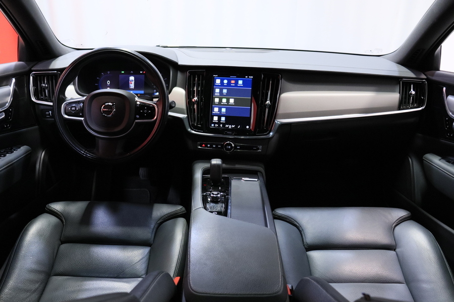 Volvo V90 Cross Country vaihtoauto