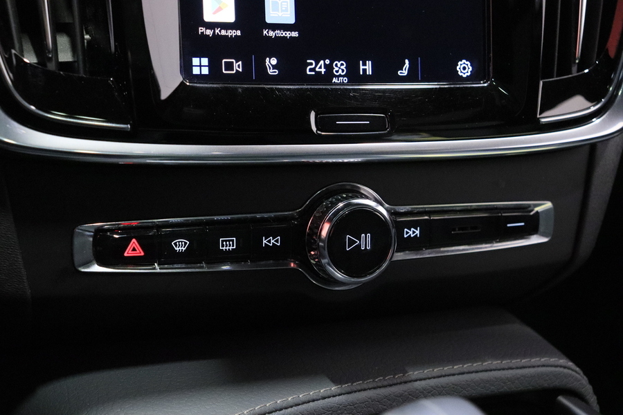 Volvo V90 Cross Country vaihtoauto