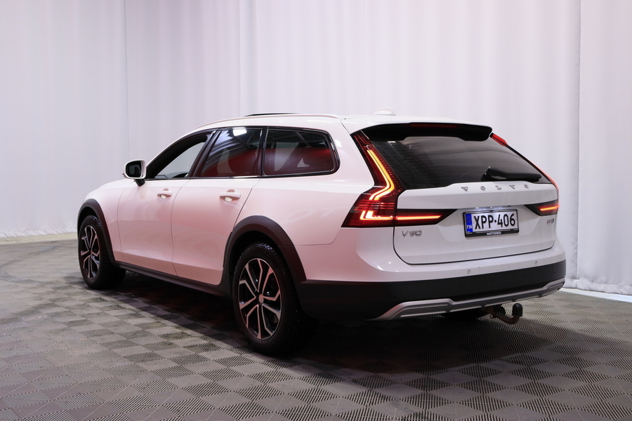 Volvo V90 Cross Country vaihtoauto