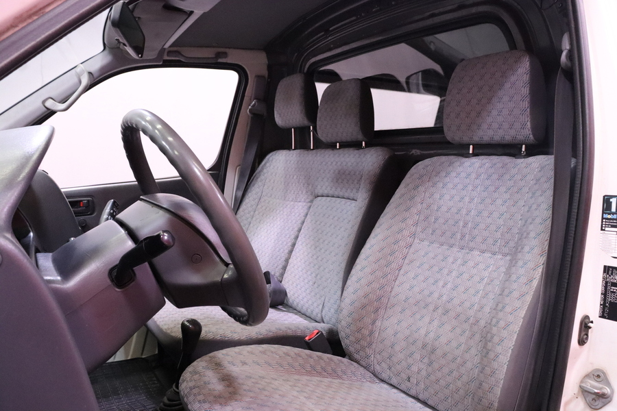 Toyota Hiace vaihtoauto