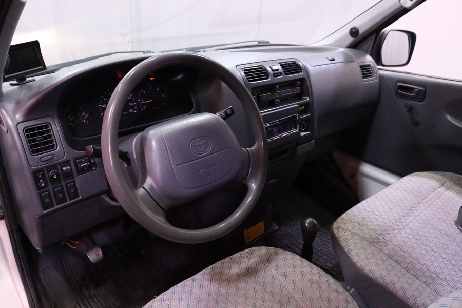 Toyota Hiace vaihtoauto