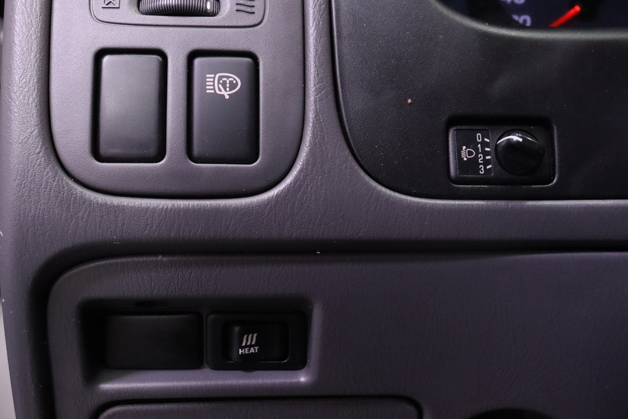 Nissan NP300 vaihtoauto