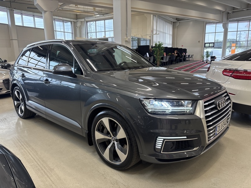 Audi Q7 vaihtoauto