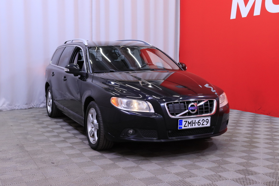Volvo V70 vaihtoauto