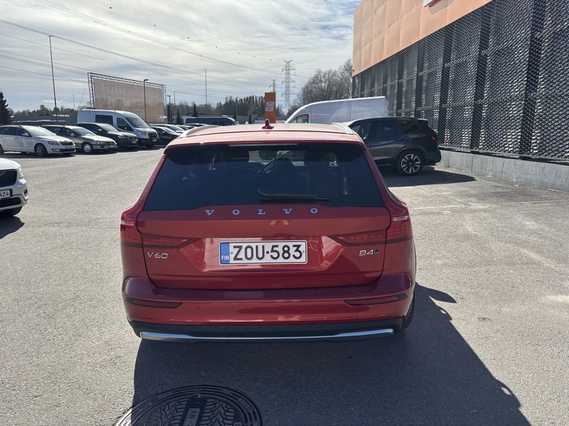 Volvo V60 Cross Country vaihtoauto