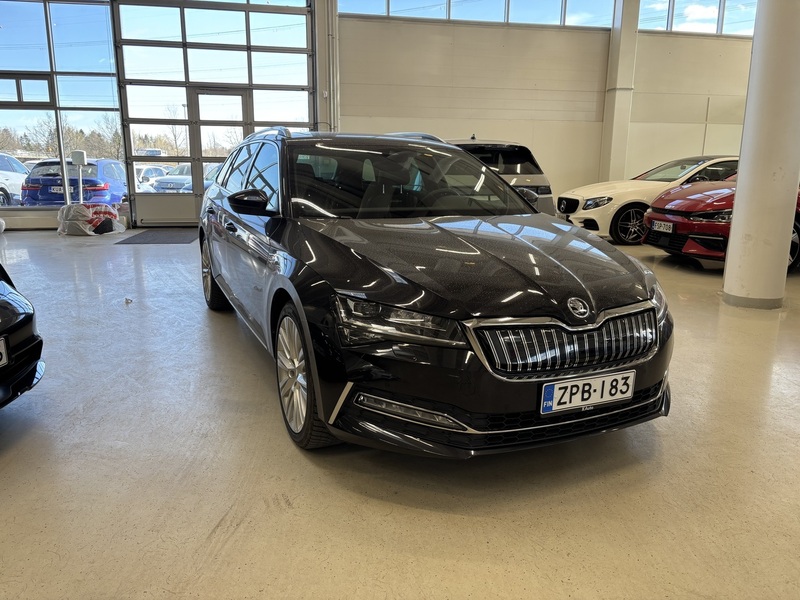 Skoda Superb vaihtoauto