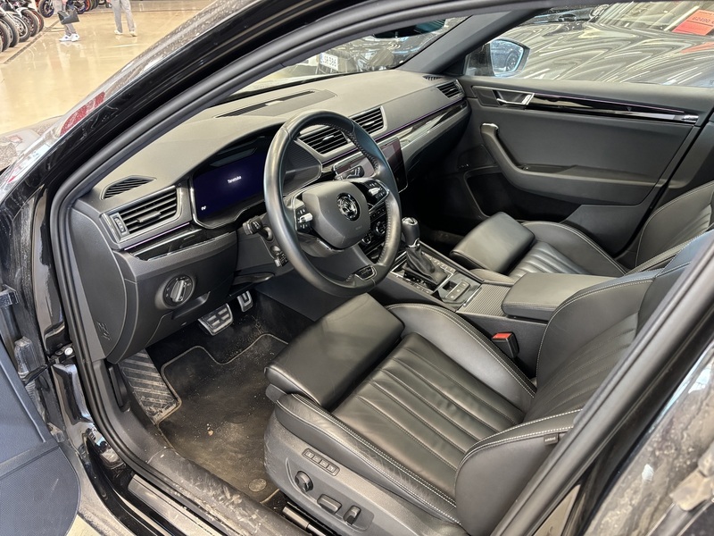 Skoda Superb vaihtoauto